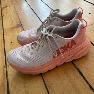 Hoka Rincon 3 size 8 women's